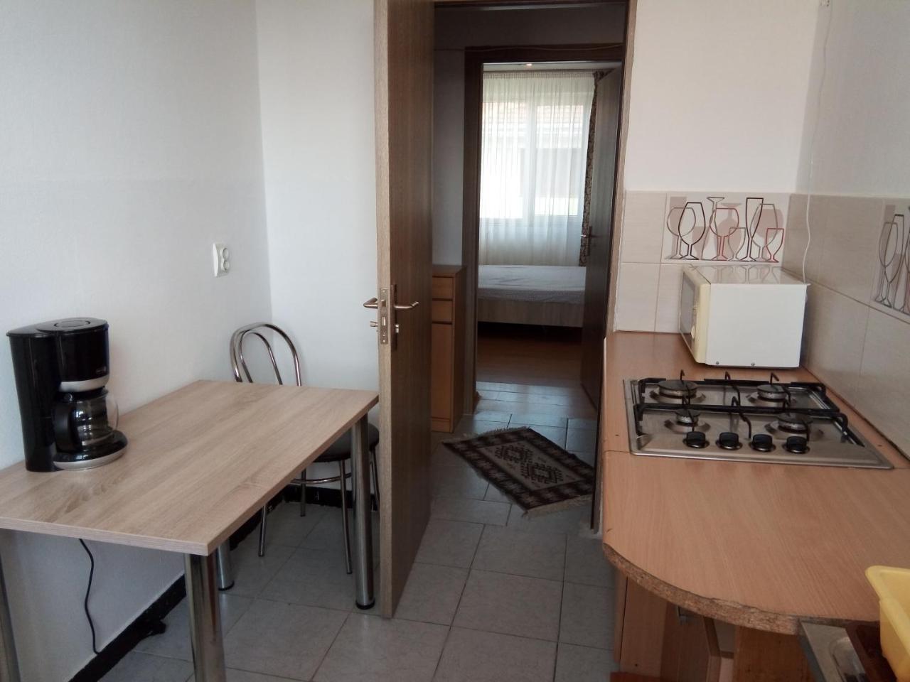 Central Apartment 2 Timisoara Bagian luar foto